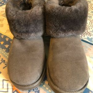 UGG Classic Mini Fluff Boot Charcoal Size 9 NWOT!